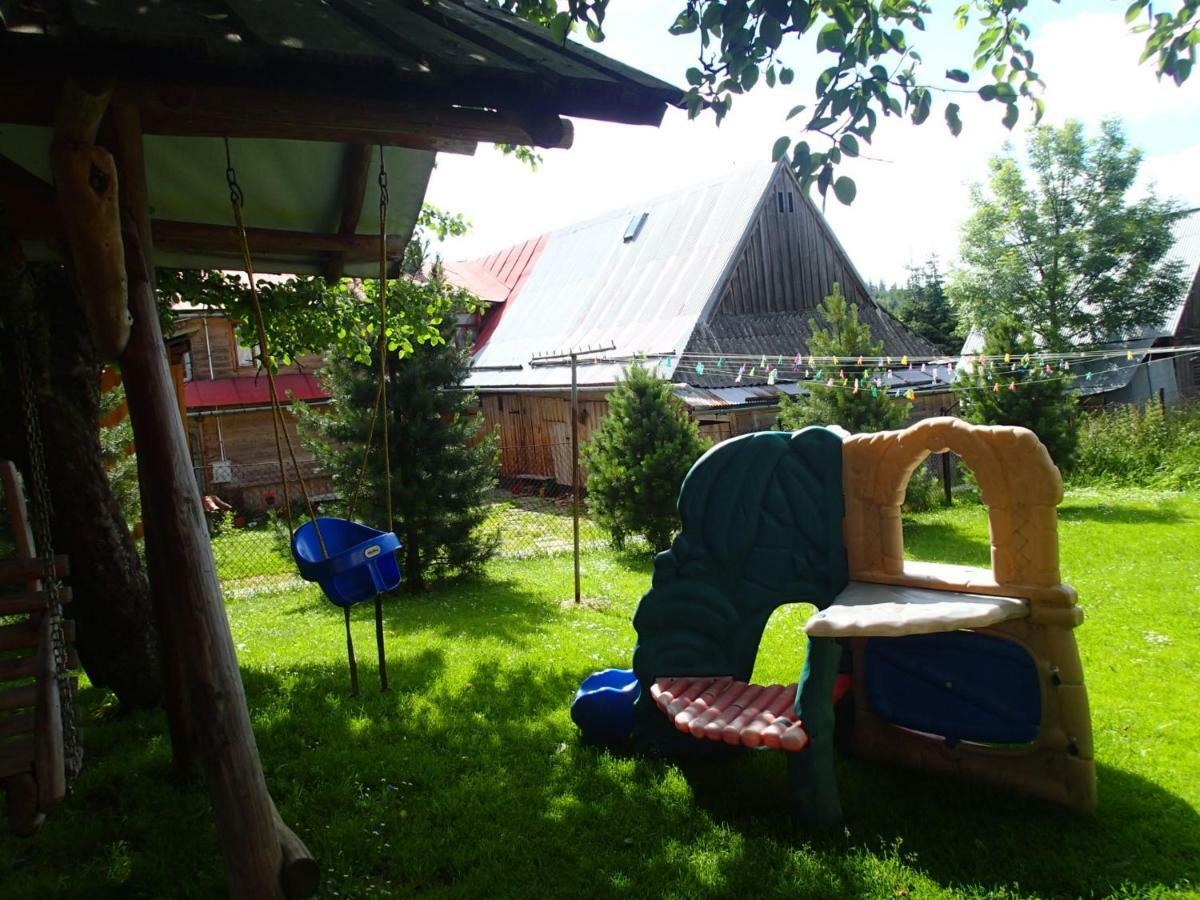 Pokoje Goscinne U Elzbiety Ciche Male Exterior photo