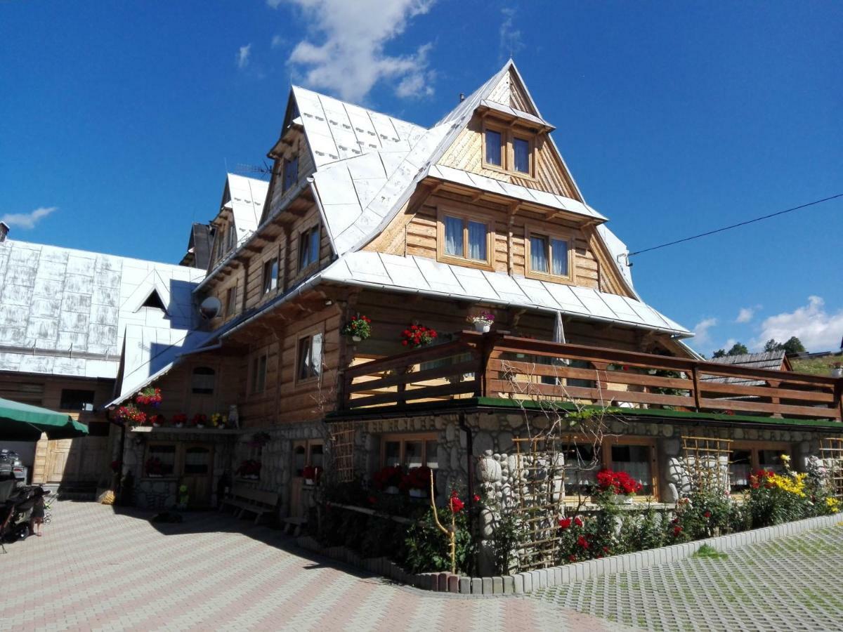 Pokoje Goscinne U Elzbiety Ciche Male Exterior photo